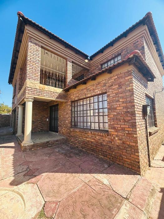 Property #2248390, House for sale in Soshanguve Ext
