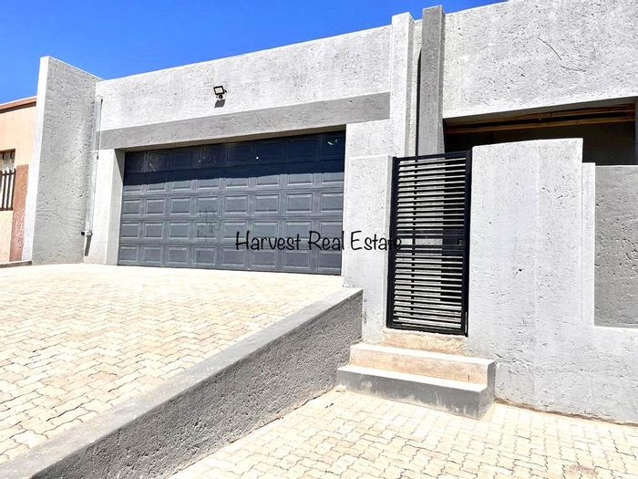 Property #2134150, House for sale in Khomasdal