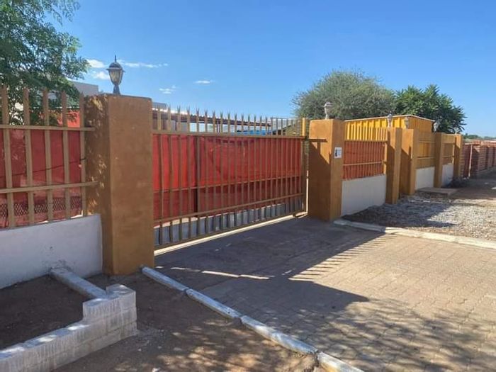 Property #2176176, House for sale in Otjiwarongo