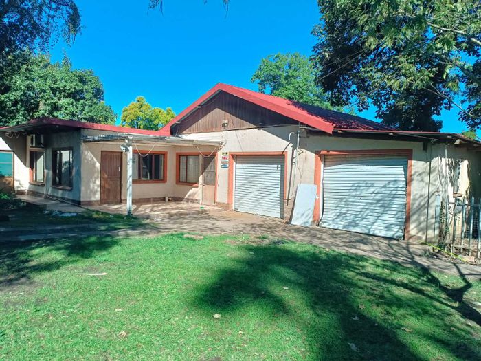 Property #2213083, House rental monthly in Westgate