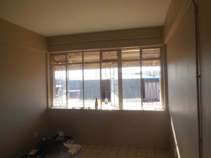 East Lynne properties to rent