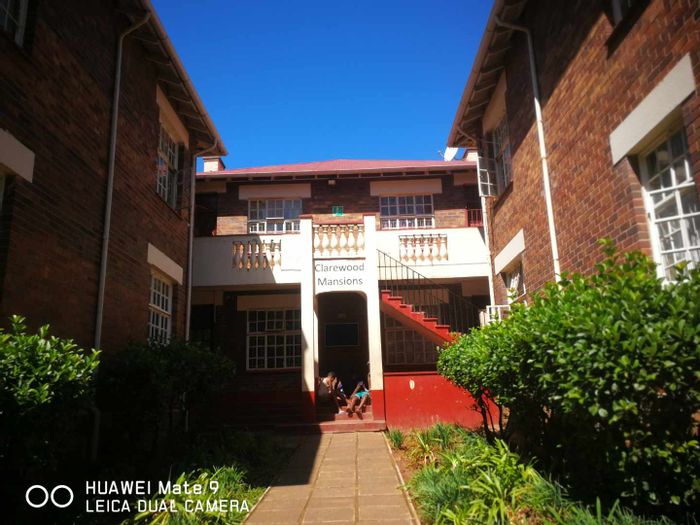 Yeoville Apartment For Sale: 12 units, prime location near amenities and transport.