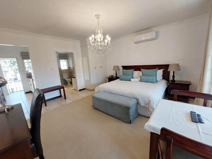 Edenburg Apartment To Rent: All-inclusive studio with secure parking and utilities.