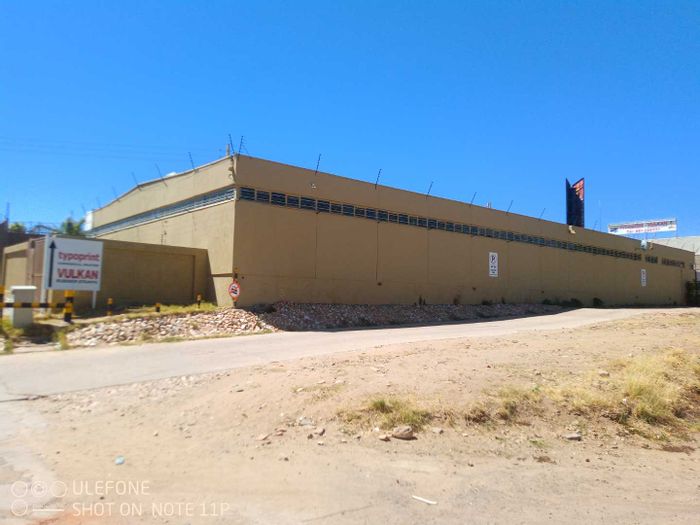 Property #2159000, Industrial for sale in Southern Industrial