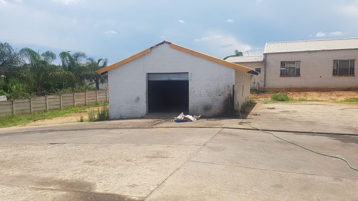 Property #2247346, Industrial rental monthly in White River Central