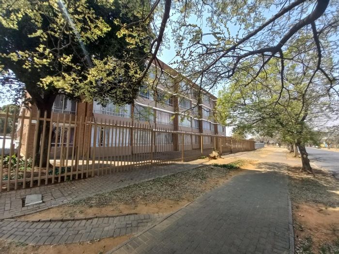 For Sale: Apartment in Parkdene with study, parking, lift access, and security.