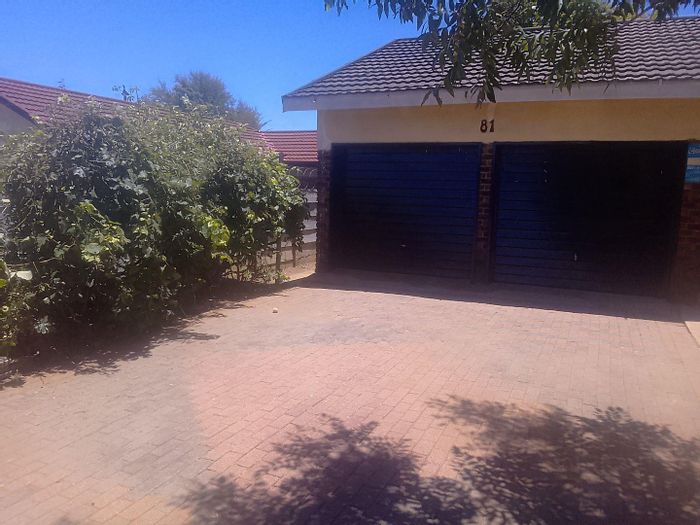 Renovated 3-Bedroom House for Sale in Quiet Bronkhorstspruit Central, Ideal for Families!