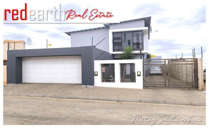 Cimbebasia House For Sale: 4 bedrooms, dual kitchens, flatlet, double garage.