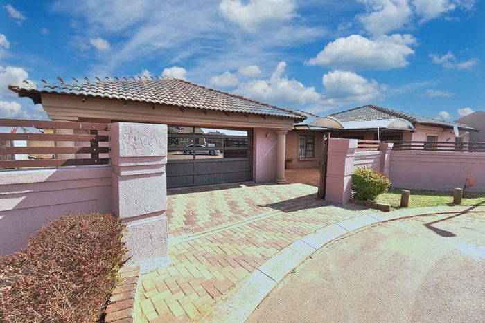 Property #2170979, House sold in Dawn Park