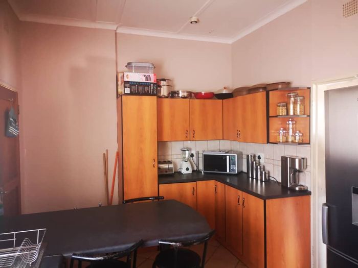Property #1934142, House pending sale in Windhoek North