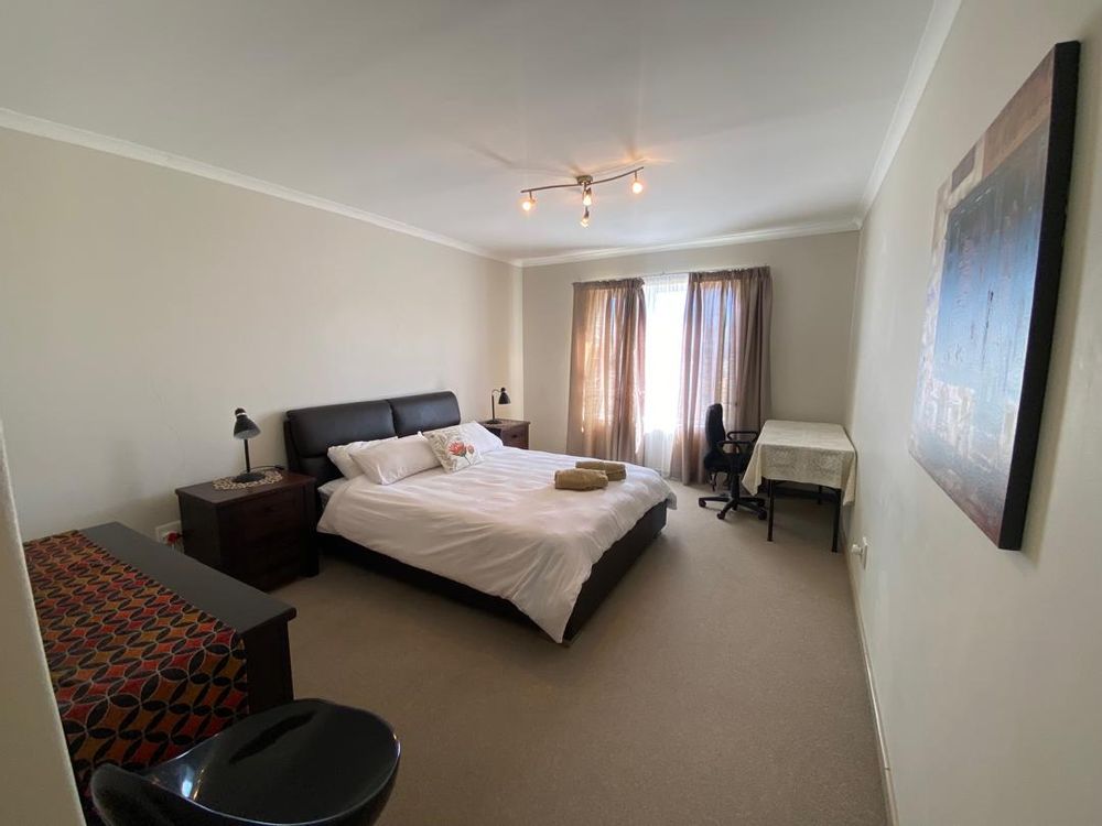 Main En-suite bedroom