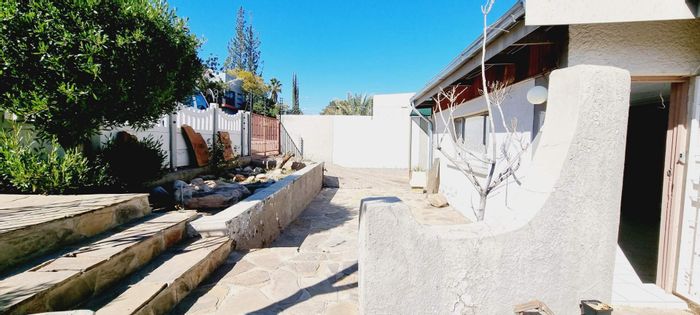 Property #2174722, House for sale in Khomasdal