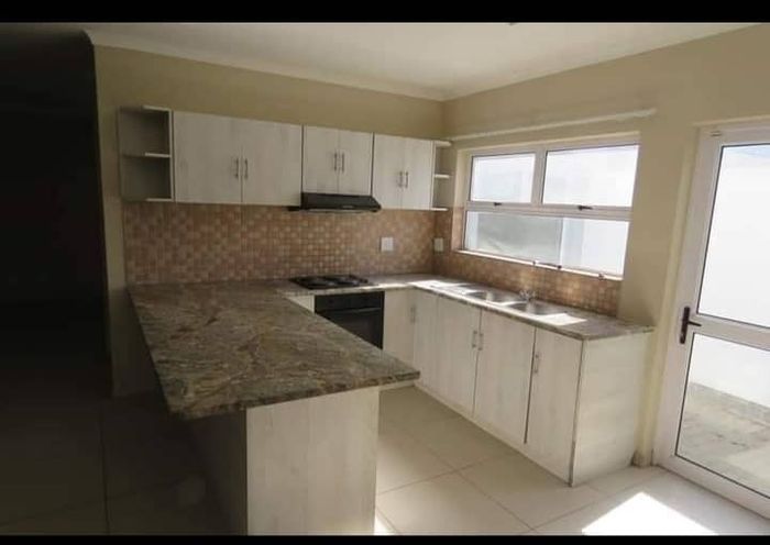 Property #2263671, Apartment for sale in Walvis Bay Central