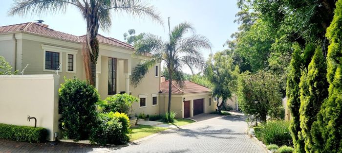 Property #2210100, House rental monthly in Bryanston