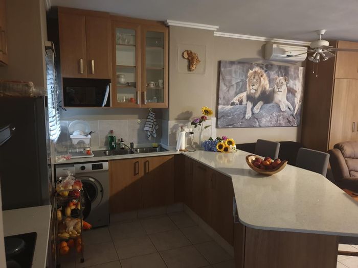 Property #2425678, Apartment For Sale in Palm Lakes Estates