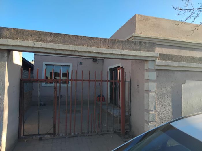 Property #2267788, House for sale in Olievenhoutbosch