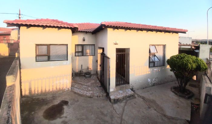 Property #2135060, House for sale in Atteridgeville