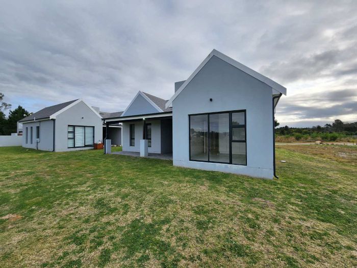 Property #2425454, House For Sale in Wedgewood Golf Estate