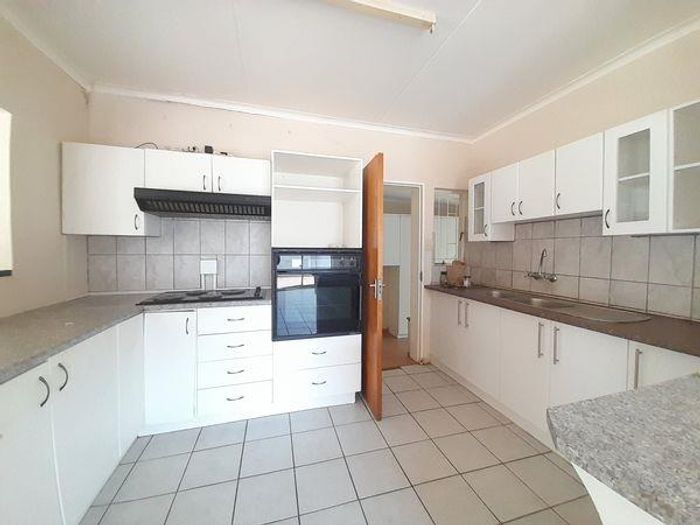 Property #2098135, House sold in Pioniers Park Ext 1