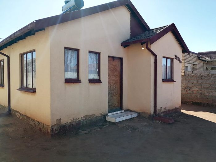 Property #2156471, House for sale in Vosloorus