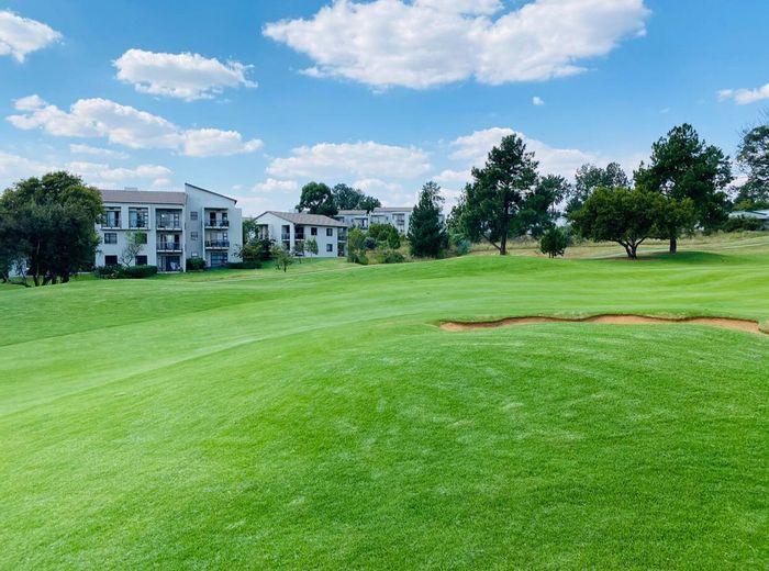 Property #1976655, Townhouse for sale in Jackal Creek Golf Estate
