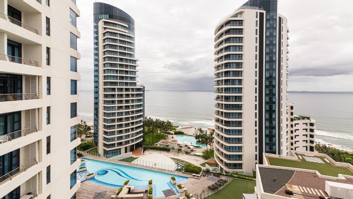 Umhlanga Rocks Central Apartment To Rent: 1 Bed, Sea Views, Pool, Secure Access.
