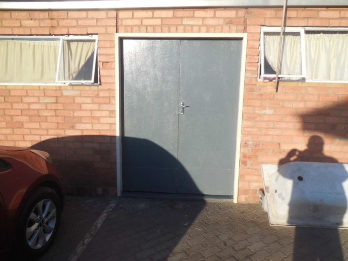 Property #2399443, House Rental Monthly in East Lynne