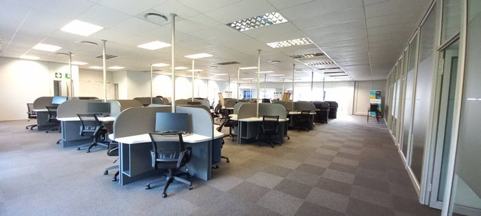 Spacious Office Suites To Rent in Fairview Business Park