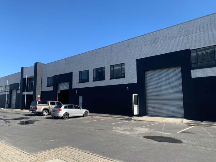 Property #2267064, Industrial rental monthly in Blackheath Central