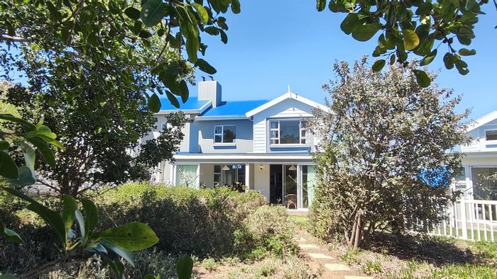 Property #2429694, Townhouse For Sale in Pinnacle Point Golf Estate