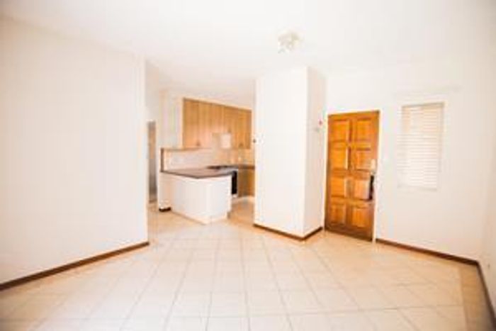 Property #2400185, Townhouse For Sale in Mooikloof Ridge
