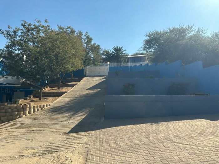 For Sale: Versatile Office in Windhoek East with classrooms, workshops, and ample parking.