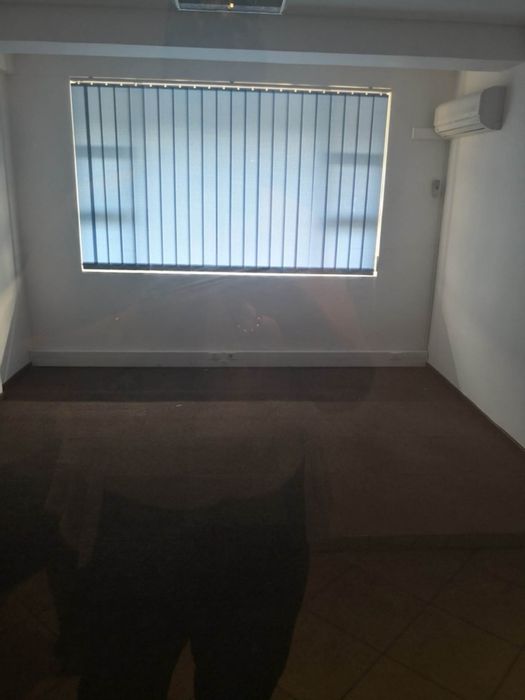 Property #1260241, Office rental monthly in Southern Industrial