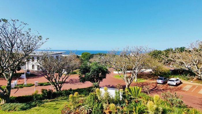 Executive office to rent in Umhlanga Ridge with sea views and fibre connectivity.