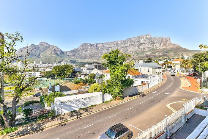 Property #2174160, Apartment sold in Tamboerskloof