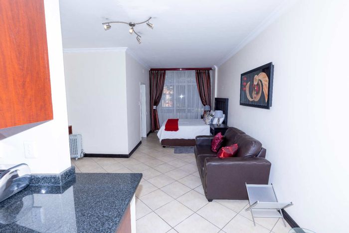 Property #2207928, Apartment rental monthly in Illovo