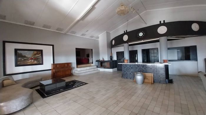 Property #2392252, House For Sale in Brakwater