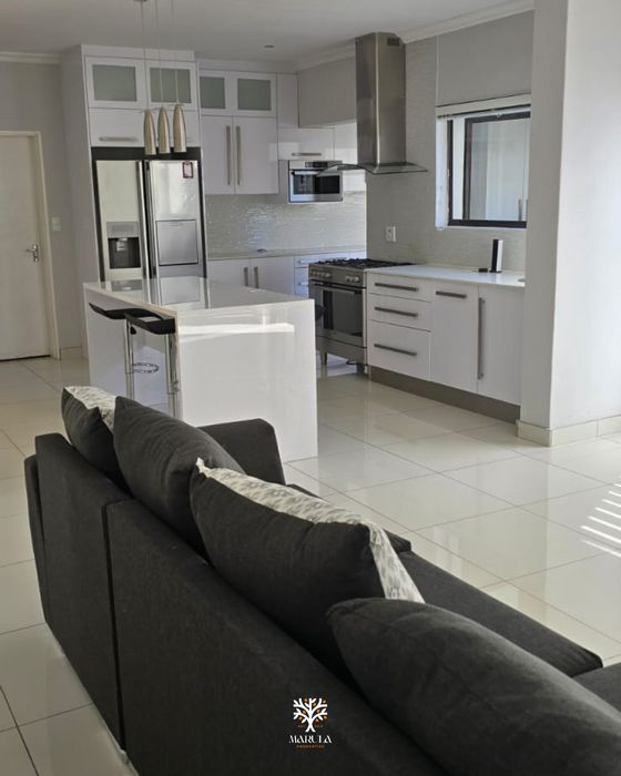 Klein Windhoek Townhouse To Rent: 2 beds, heated pool, private yard, double garage.