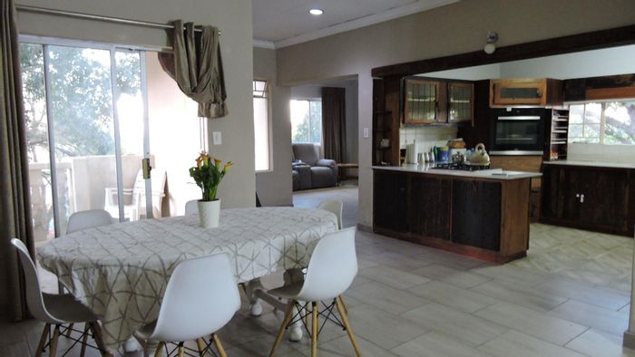 Val De Grace House For Sale: 3 beds, granny flat, fishpond, double garage.