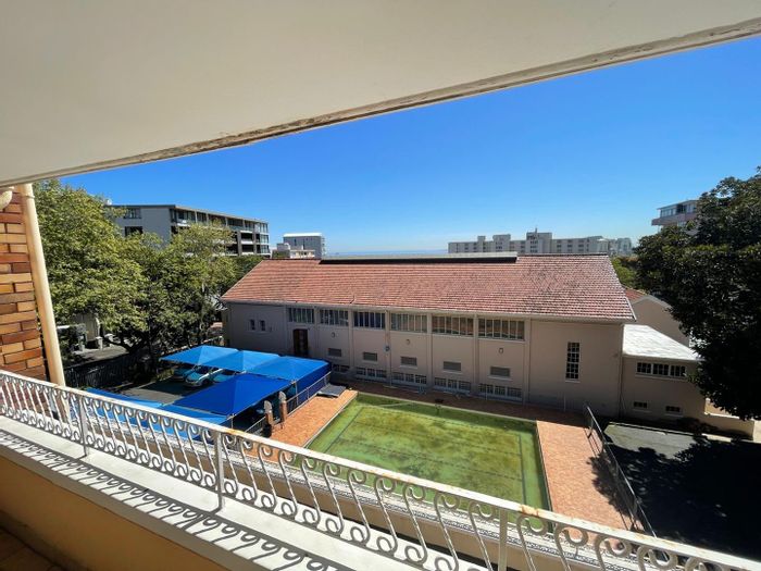 Property #2257234, Apartment for sale in Sea Point