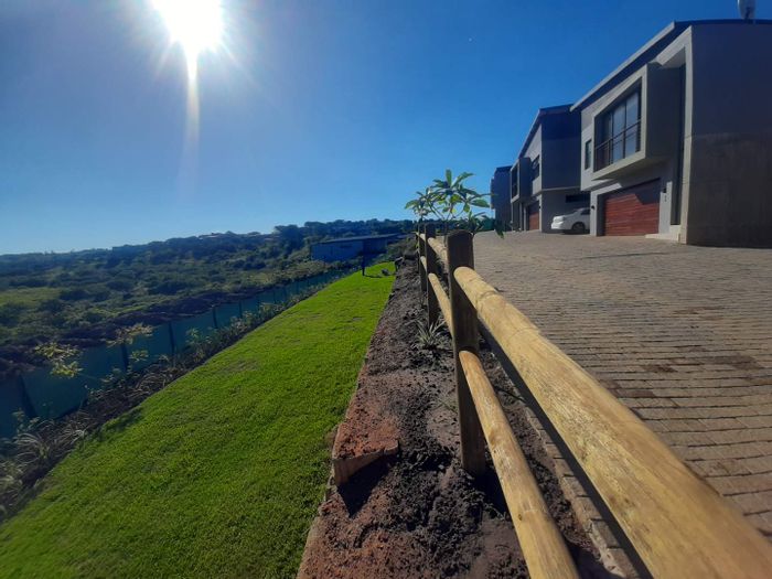 Property #2383416, Townhouse Rental Monthly in Palm Lakes Estates