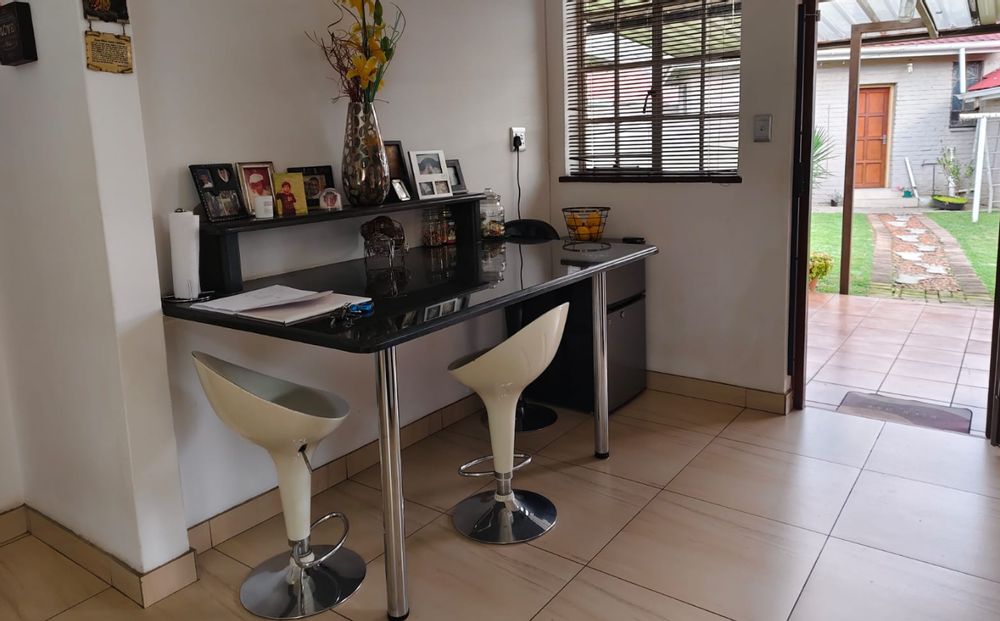3 Bedroom House for Sale in Kelvin Estate, Spartan