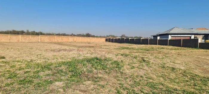 Property #2165241, Vacant Land Residential pending sale in Savannah Country Estate