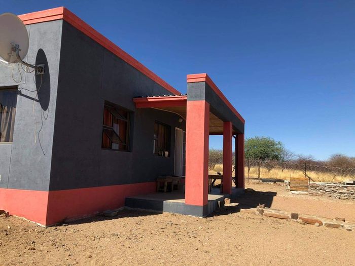 Property #2261944, Small Holding for sale in Windhoek North