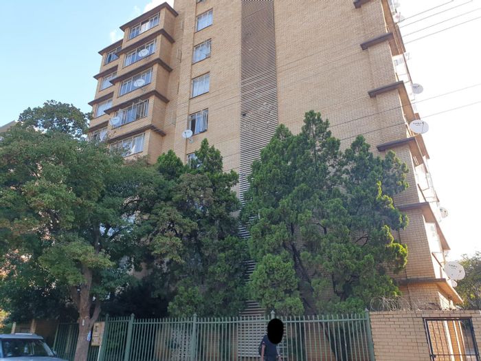 Property #2150033, Apartment for sale in Pretoria Central