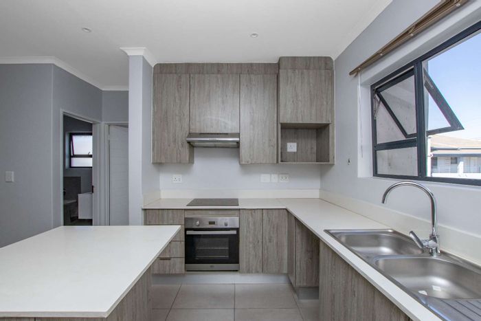 Property #2170883, Apartment for sale in Morningside
