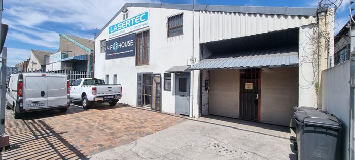 Spacious Beaconvale Industrial Warehouse with Parking and Mezzanine Office - For Sale