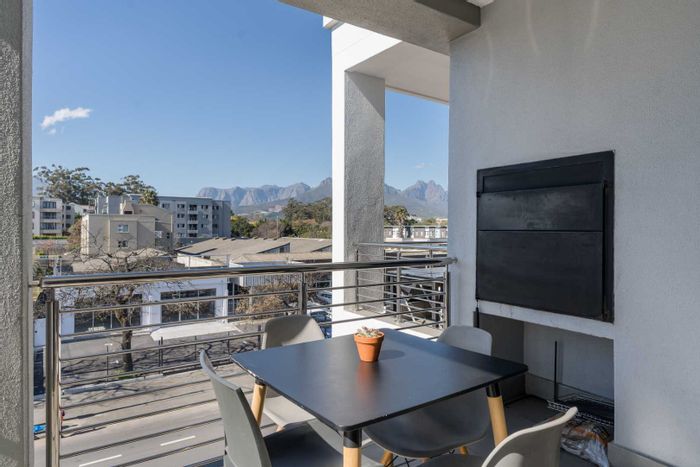 La Colline Apartment For Sale: 2 Bed, 2 Bath, 2 Parking, secure living.