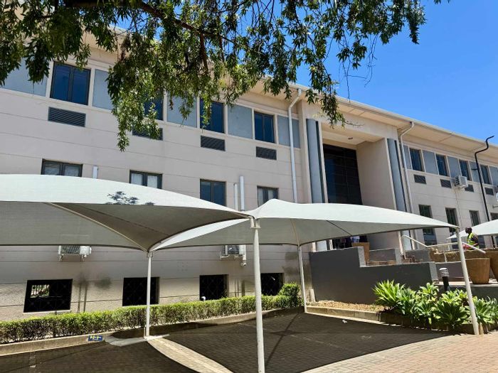 Meyersdal Office To Rent: First Floor, R100/sqm, call centre space, communal amenities.