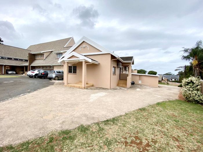 Property #2169430, Cluster rental monthly in Durban North